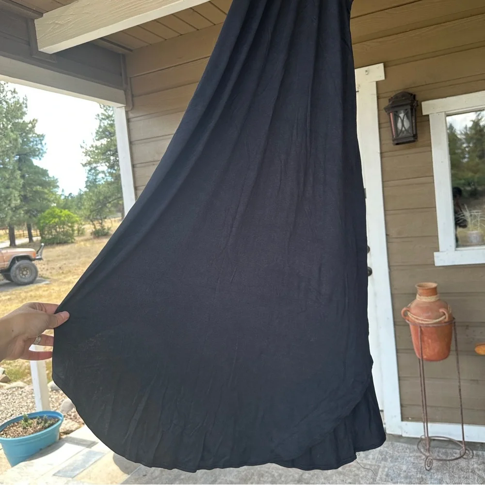 Olivia Rae - Flowy long dress - Black - S - Picture 2 of 5